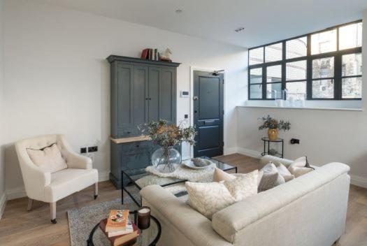 One Navy, Bath Appartement Buitenkant foto